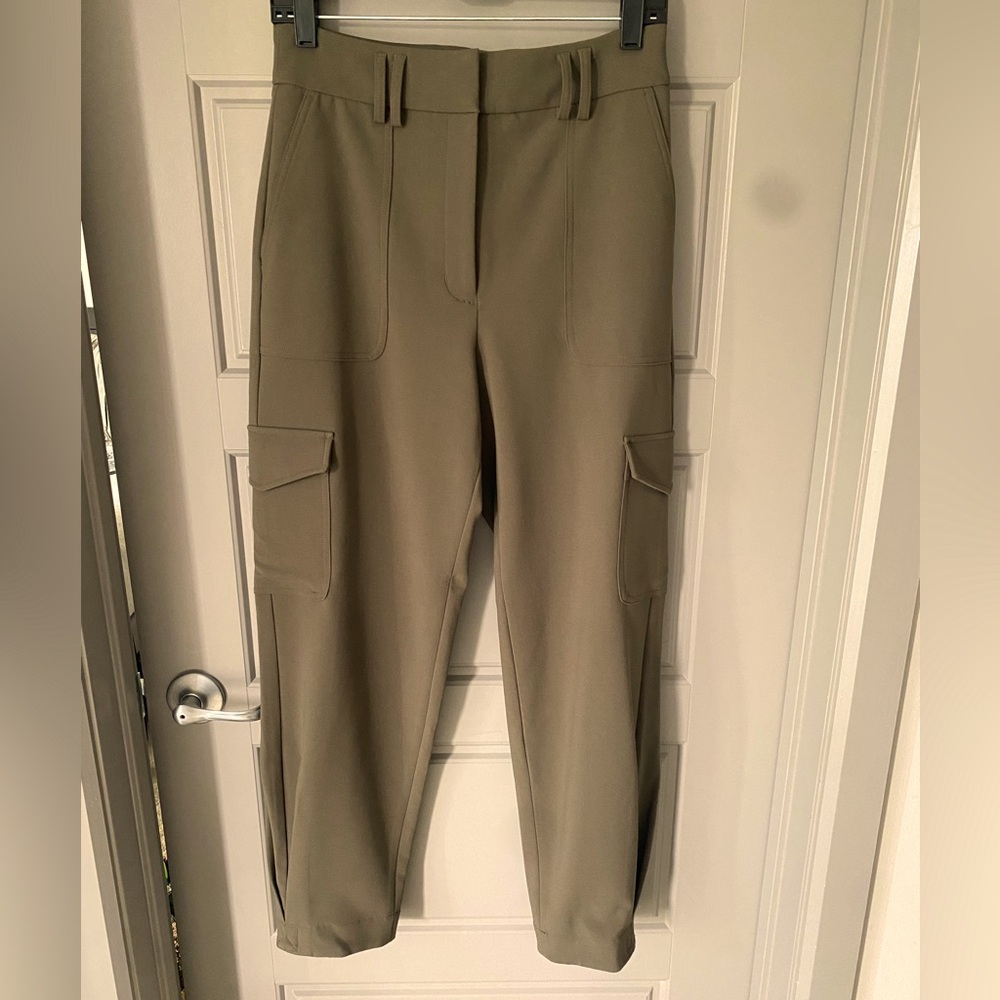 Super Highrise Ankle Cargo Pant